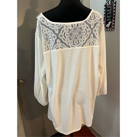 Absolutely Famous Off White Lace Detail Bohemian Top size 2X - Picture 3 of 8